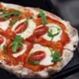 Pizza margherita